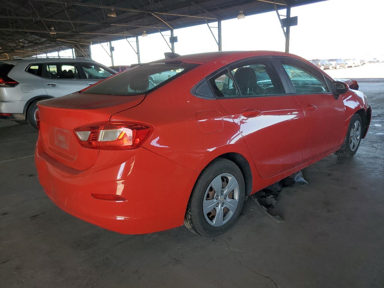 2017 CHEVROLET CRUZE LS - Image 3