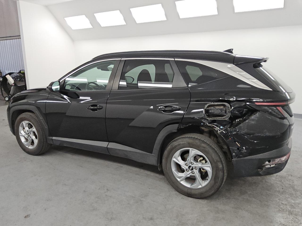 2023 HYUNDAI TUCSON SEL - Image 2