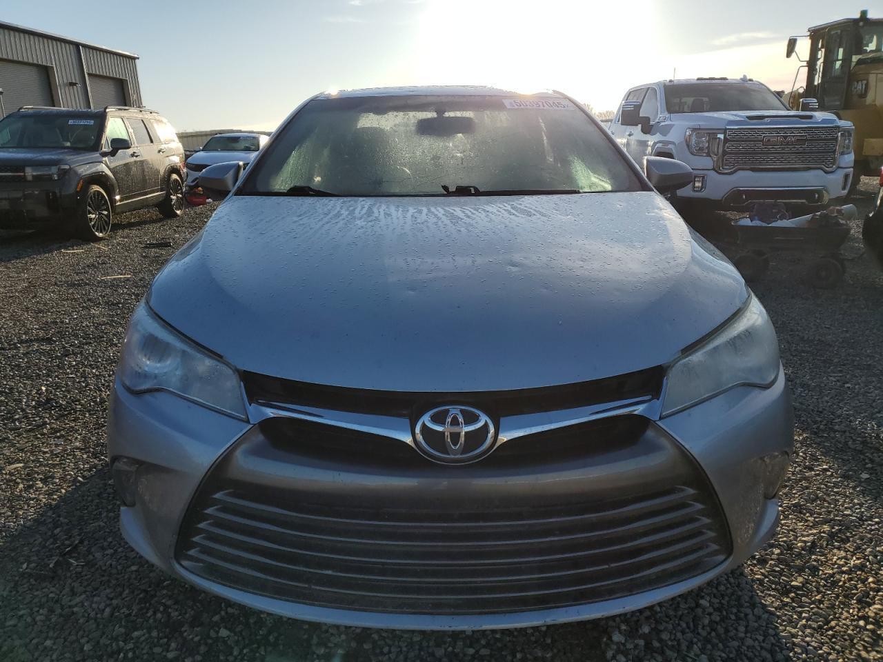 2015 TOYOTA CAMRY LE - Image 5