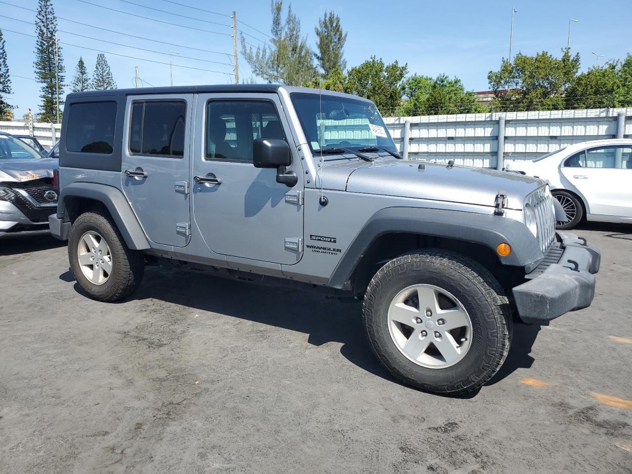 2017 JEEP WRANGLER U - Фото 4