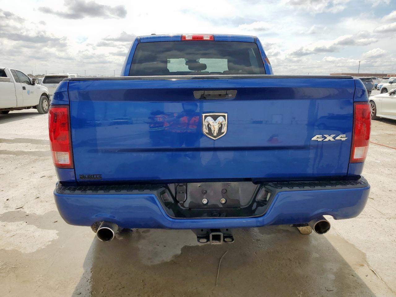 2015 RAM 1500 ST - Image 6