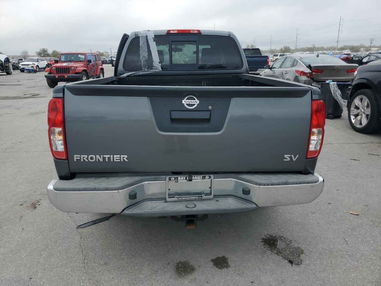 2017 NISSAN FRONTIER S - Фото 6