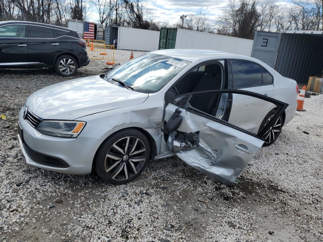 2013 VOLKSWAGEN JETTA BASE