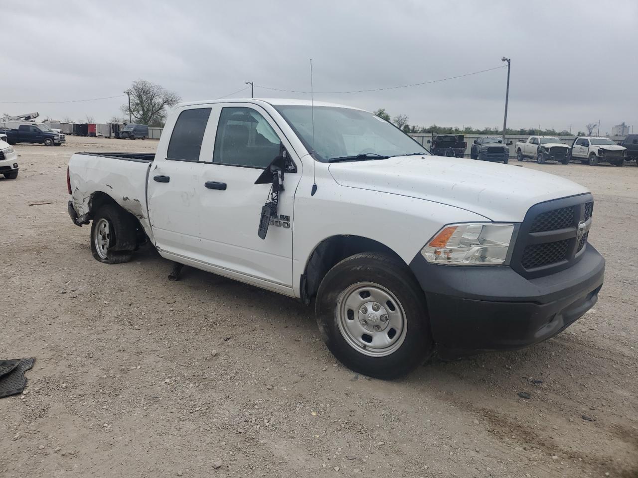 2018 RAM 1500 ST - Image 4
