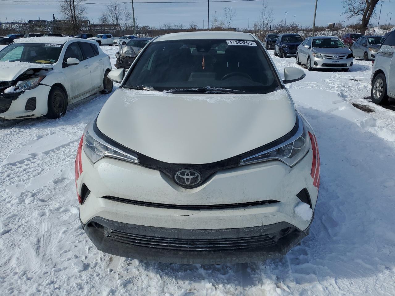 2019 TOYOTA C-HR XLE - Фото 5