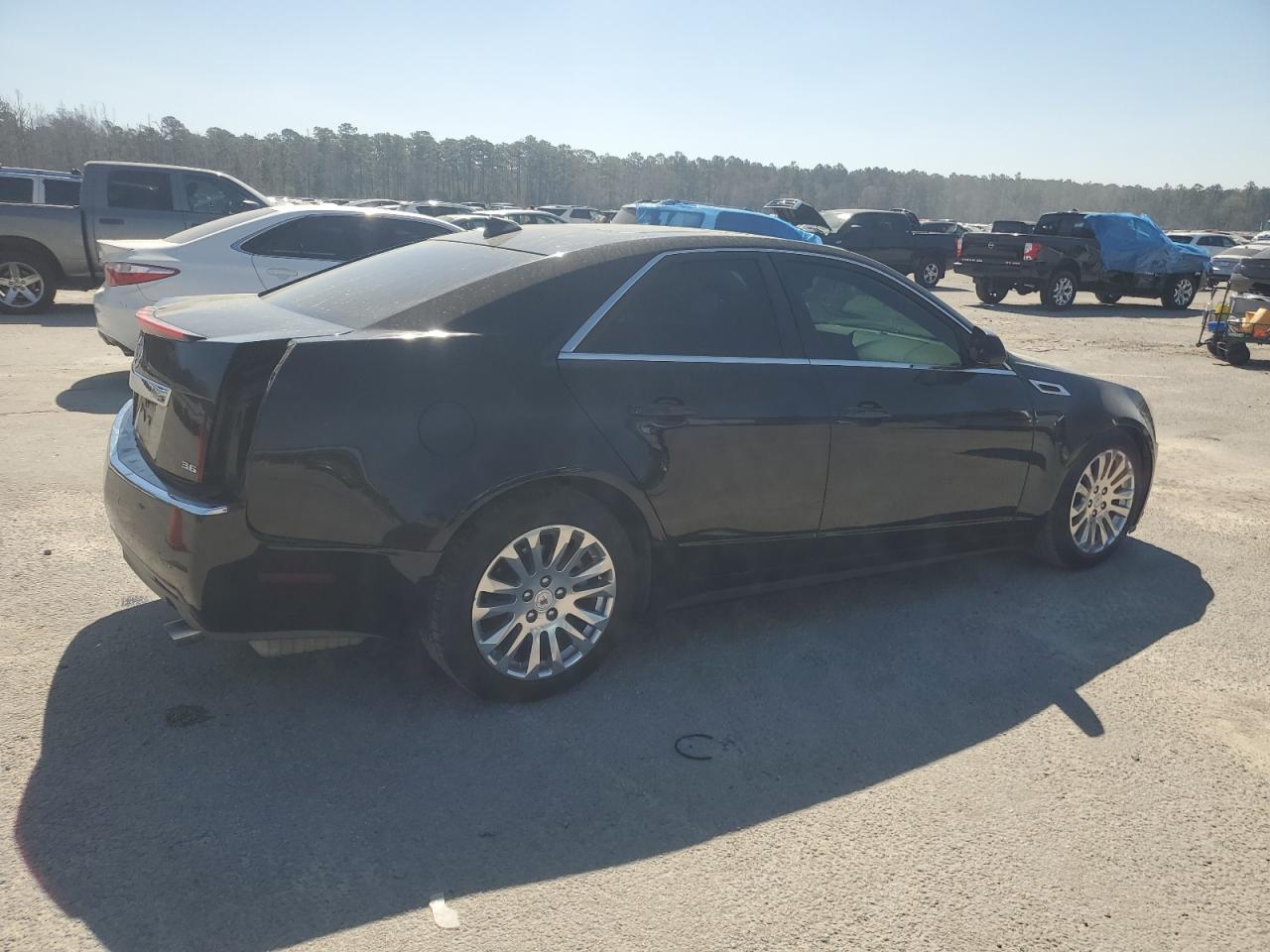2011 CADILLAC CTS PREMIU - Image 3