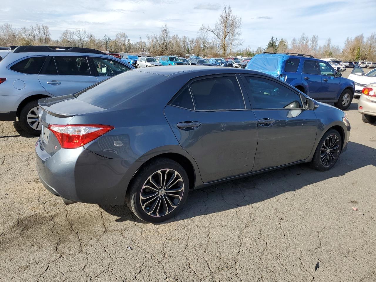 2015 TOYOTA COROLLA L - Image 3