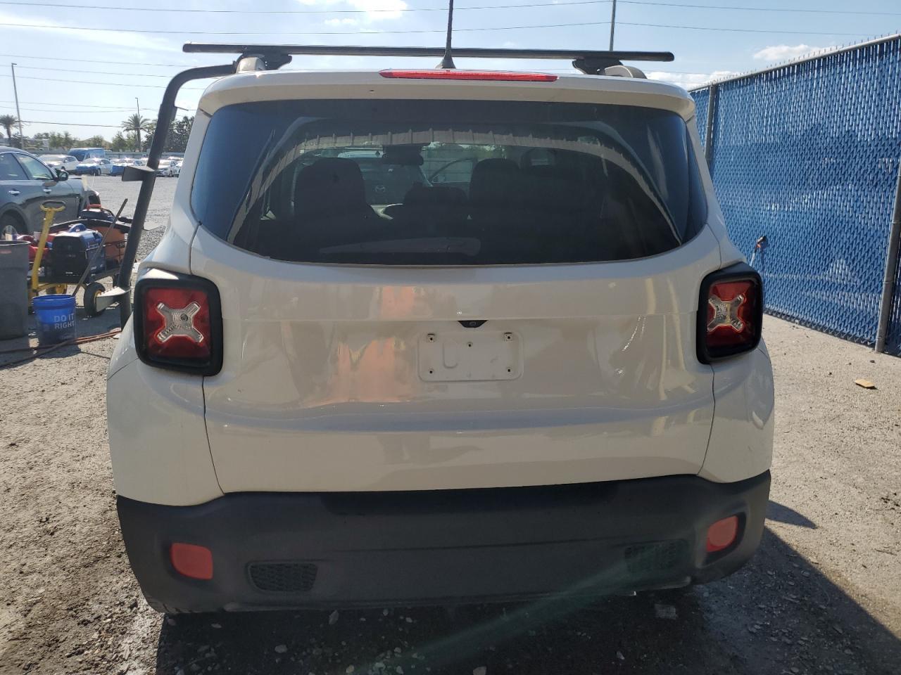 2017 JEEP RENEGADE L - Фото 6