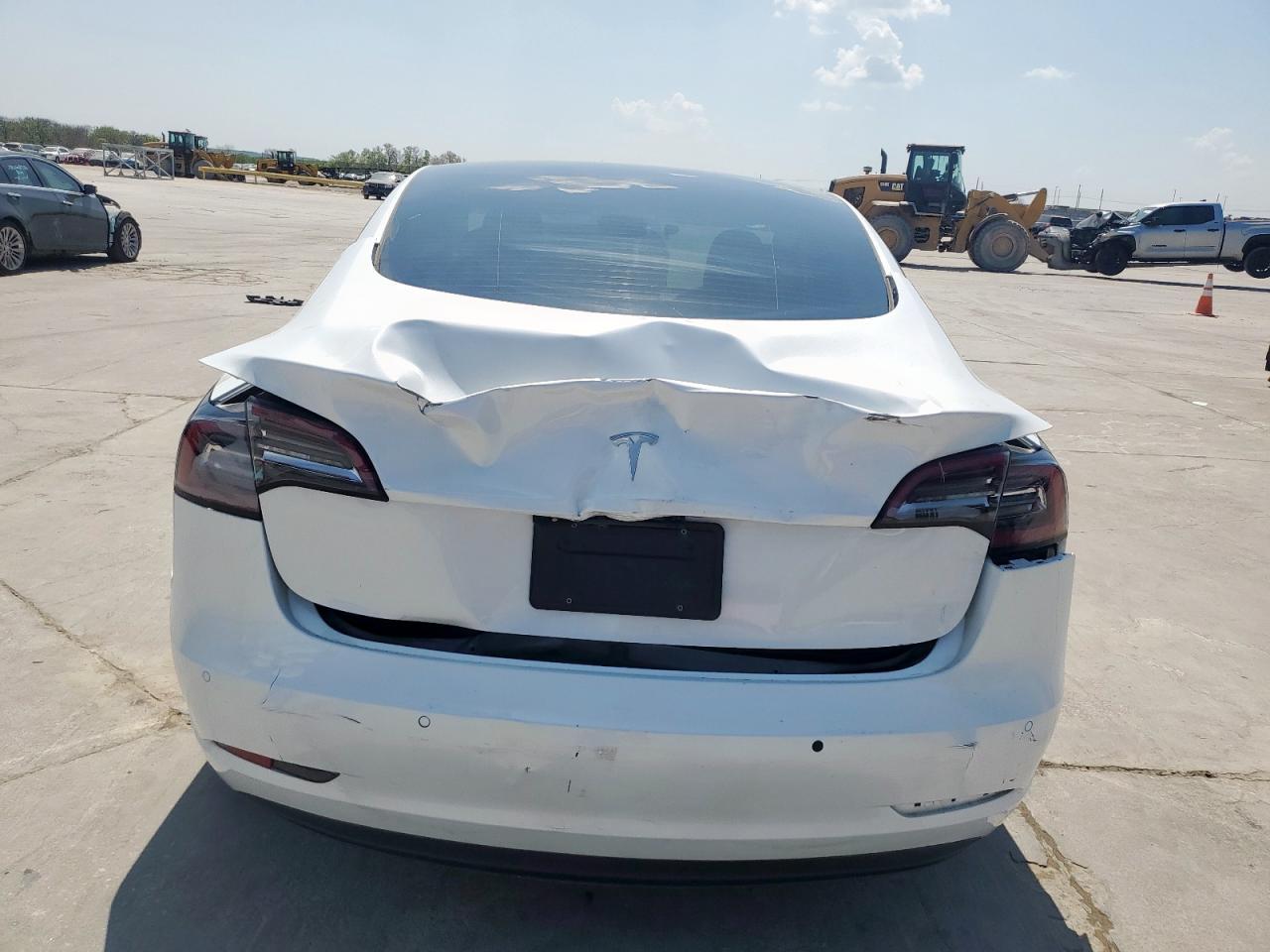 2022 TESLA MODEL 3 - Image 6