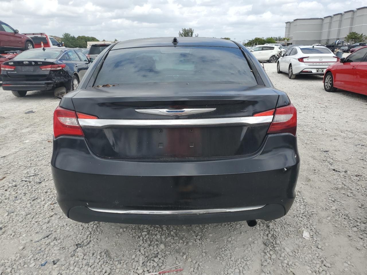2013 CHRYSLER 200 LX - Фото 6
