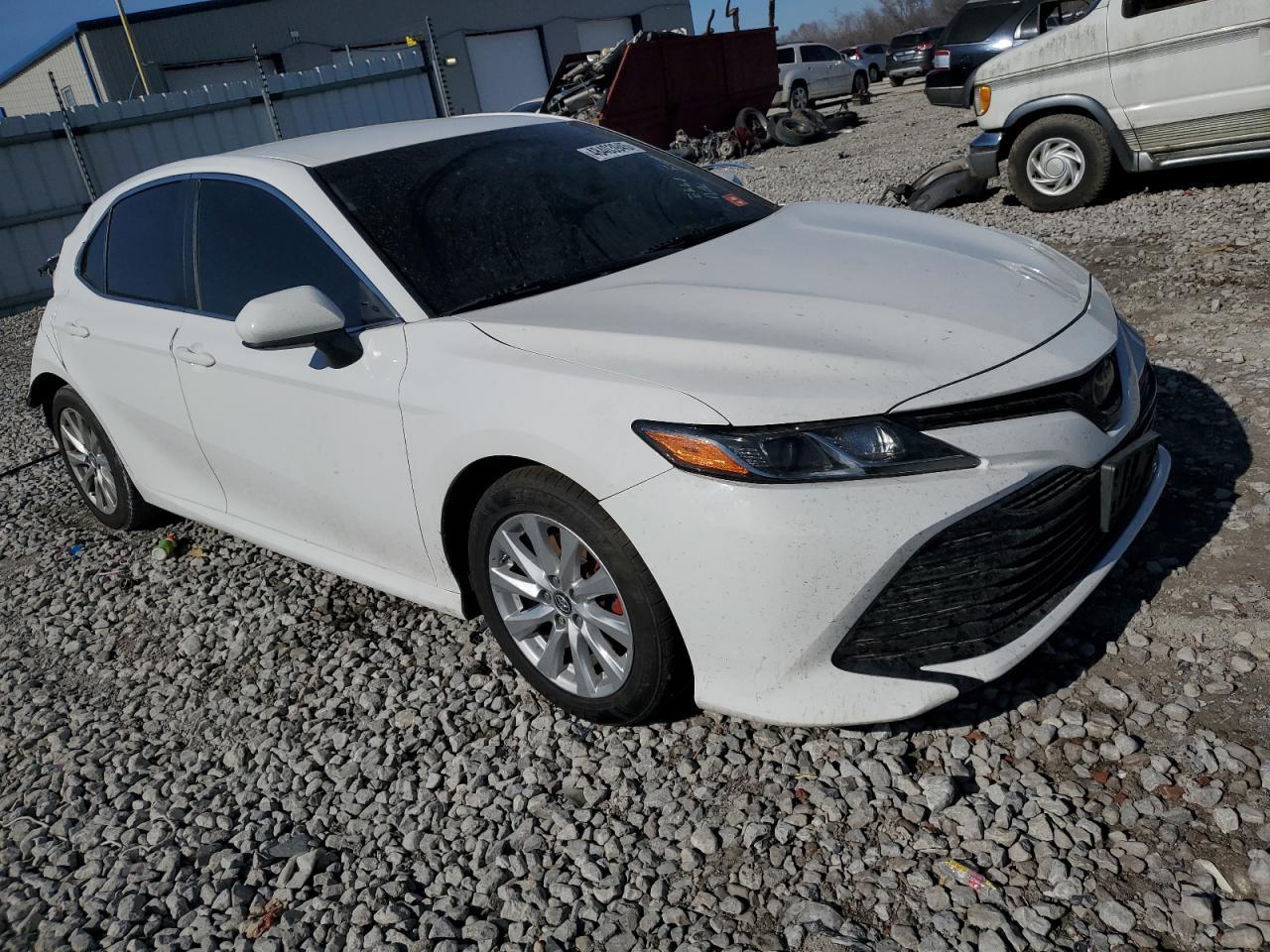 2019 TOYOTA CAMRY L - Image 4