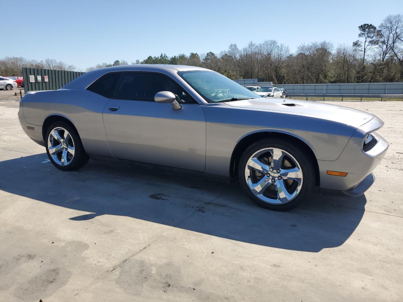 2013 DODGE CHALLENGER - Image 4