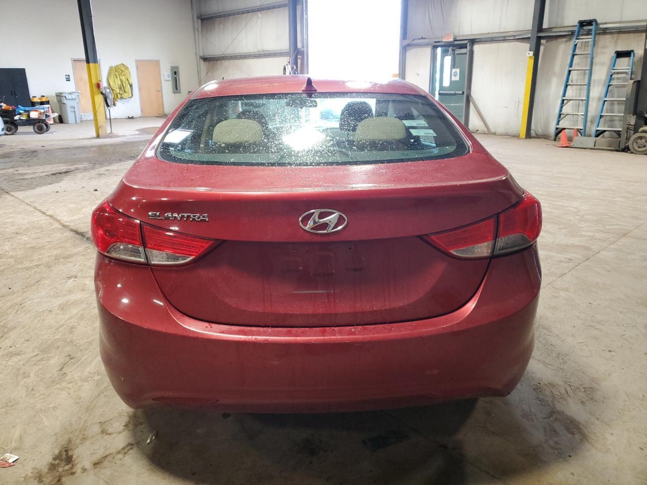 2013 HYUNDAI ELANTRA GL - Image 6