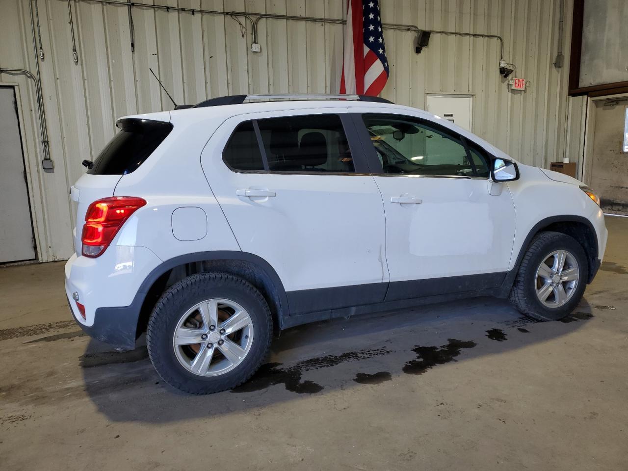 2018 CHEVROLET TRAX 1LT - Фото 3