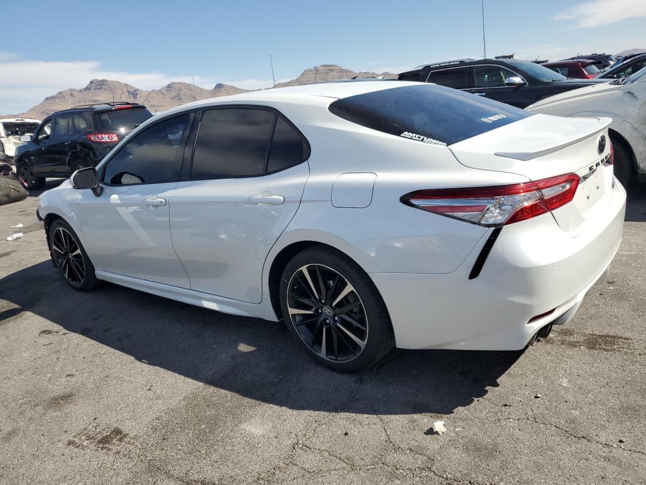 2018 TOYOTA CAMRY XSE - Фото 2