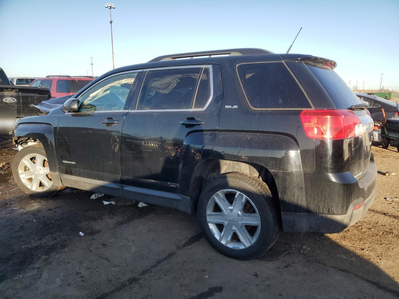 2012 GMC TERRAIN SL - Image 2