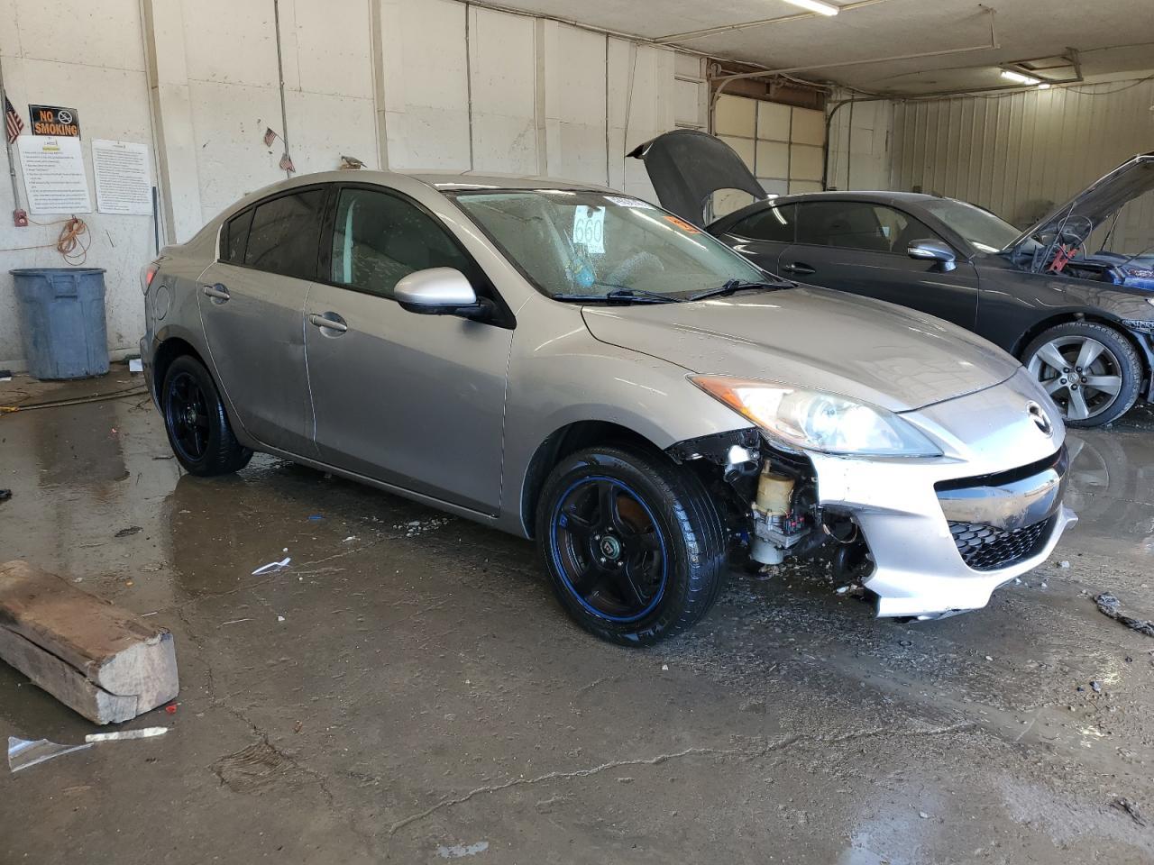 2013 MAZDA 3 I - Фото 4