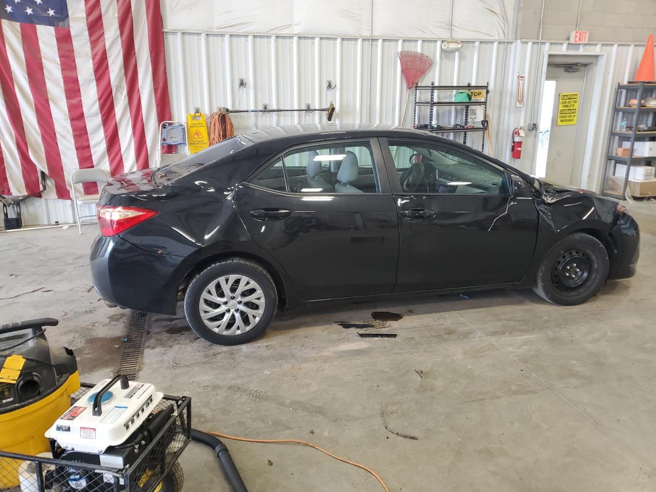 2018 TOYOTA COROLLA L - Image 3
