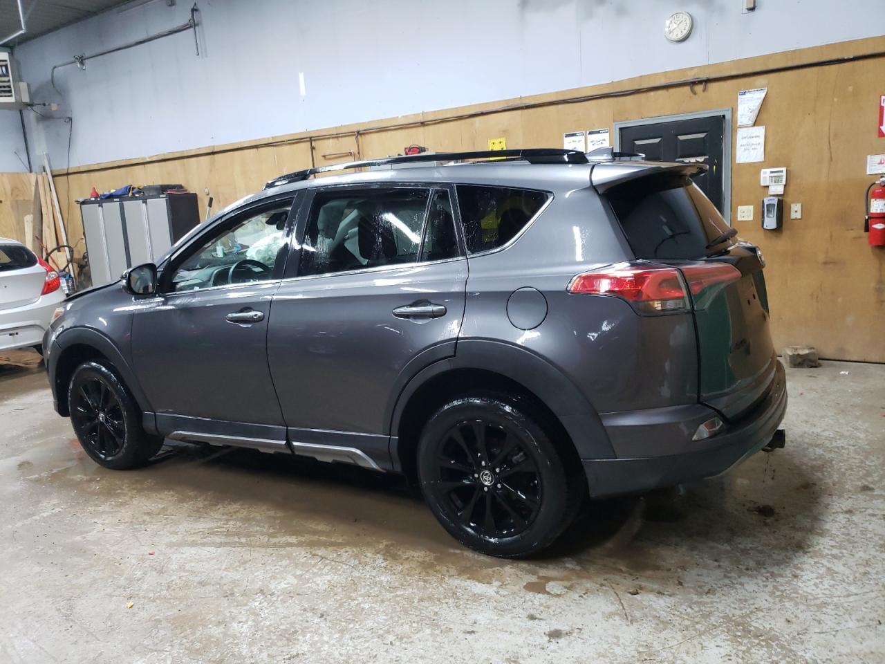 2018 TOYOTA RAV4 ADVEN - Image 2