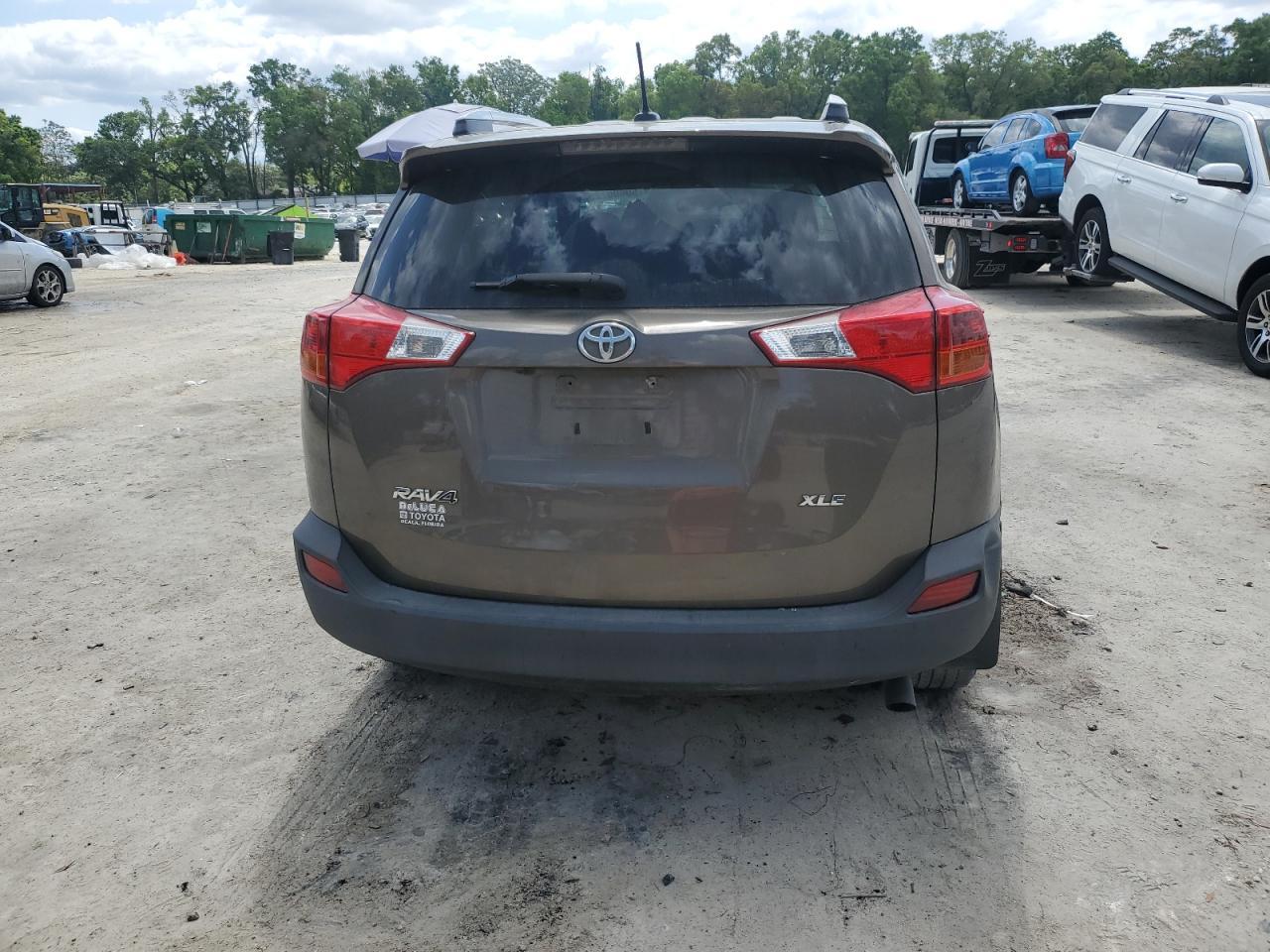 2015 TOYOTA RAV4 XLE - Фото 6