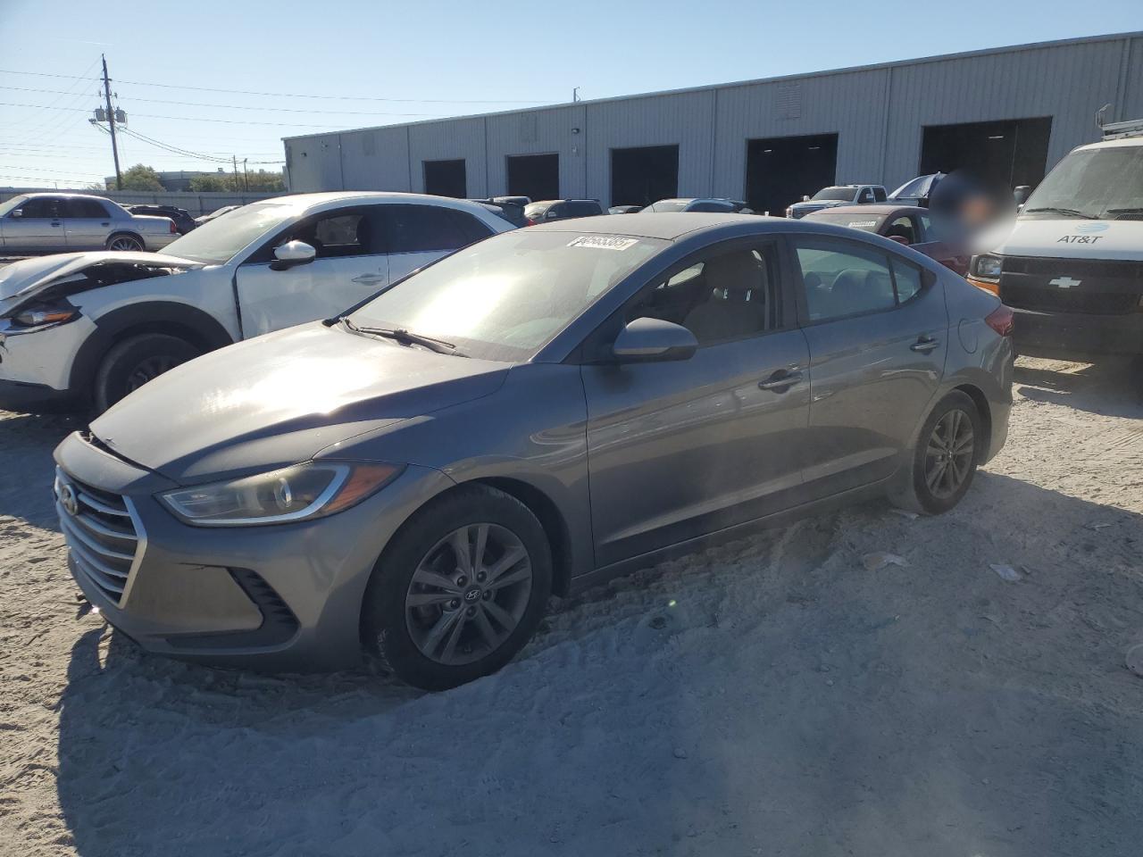2018 HYUNDAI ELANTRA SE