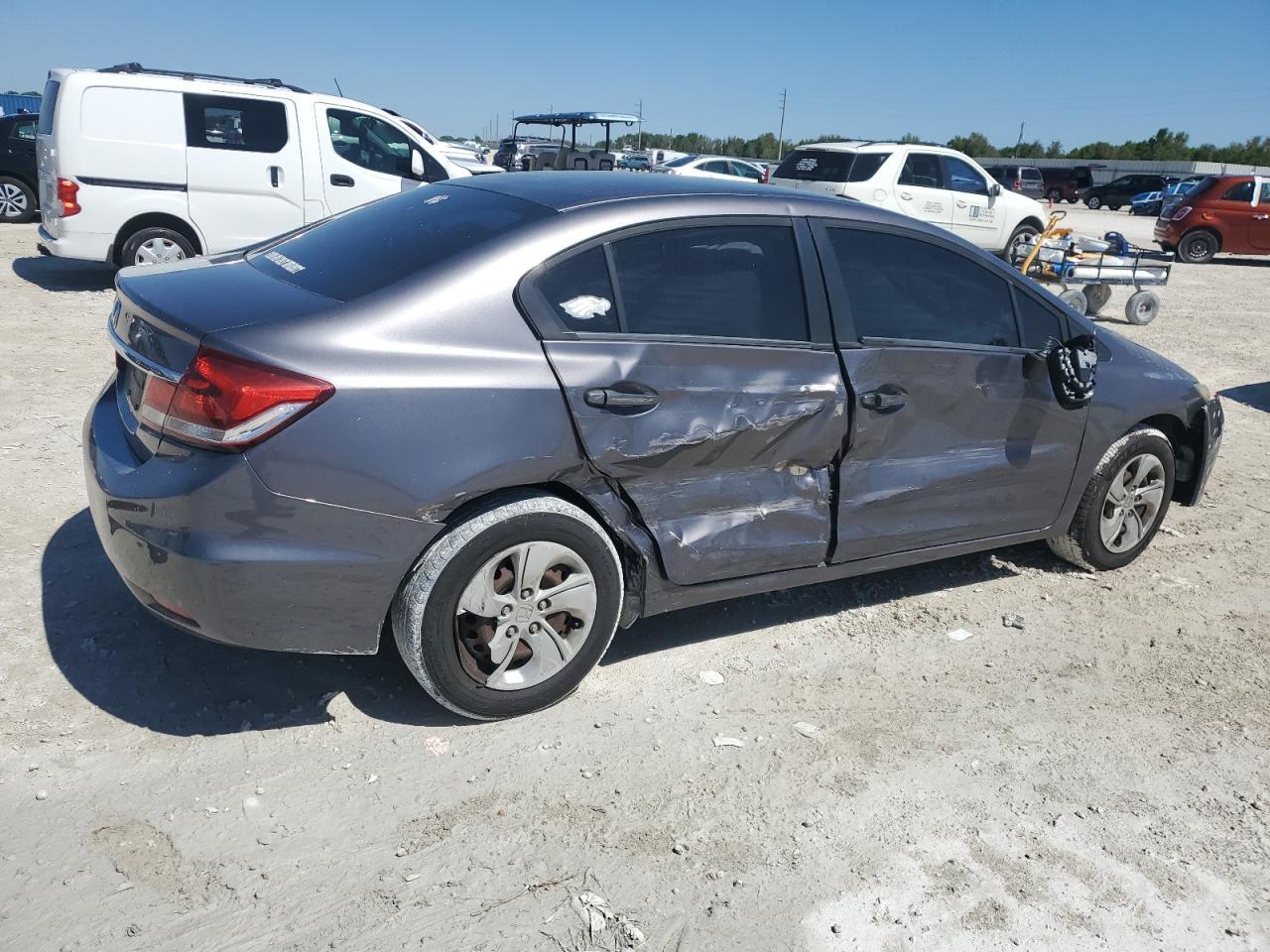 2015 HONDA CIVIC LX - Фото 3