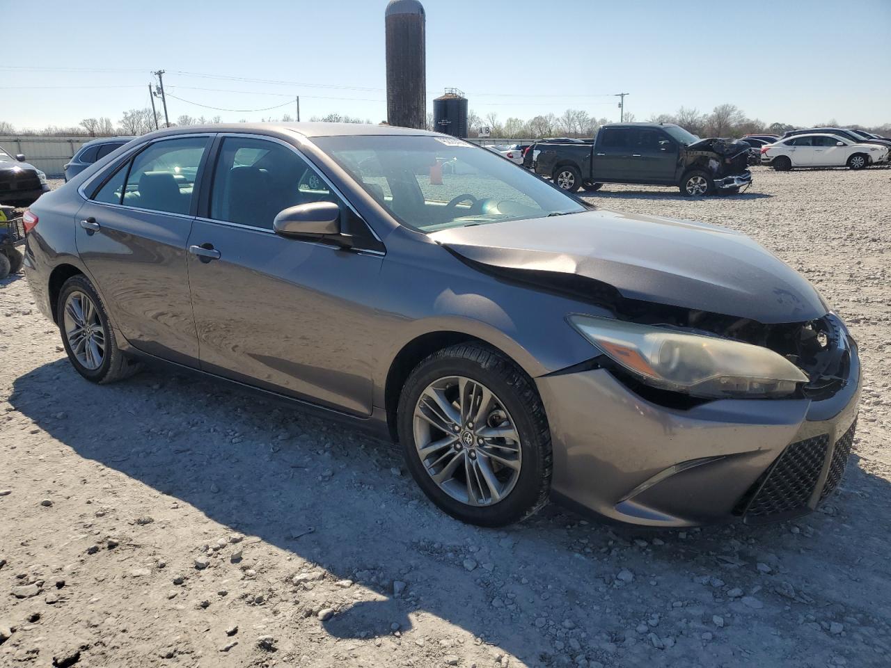 2017 TOYOTA CAMRY LE - Фото 4