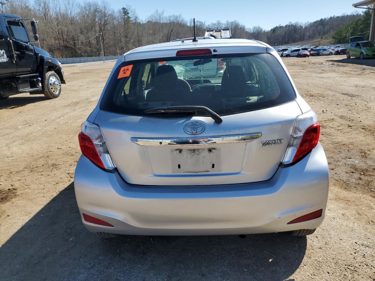 2014 TOYOTA YARIS - Фото 6