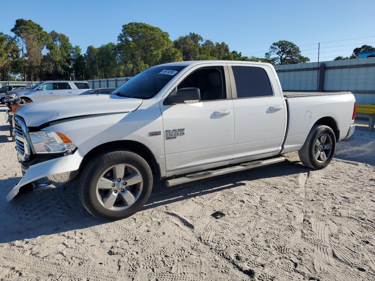 2019 RAM 1500 CLASS