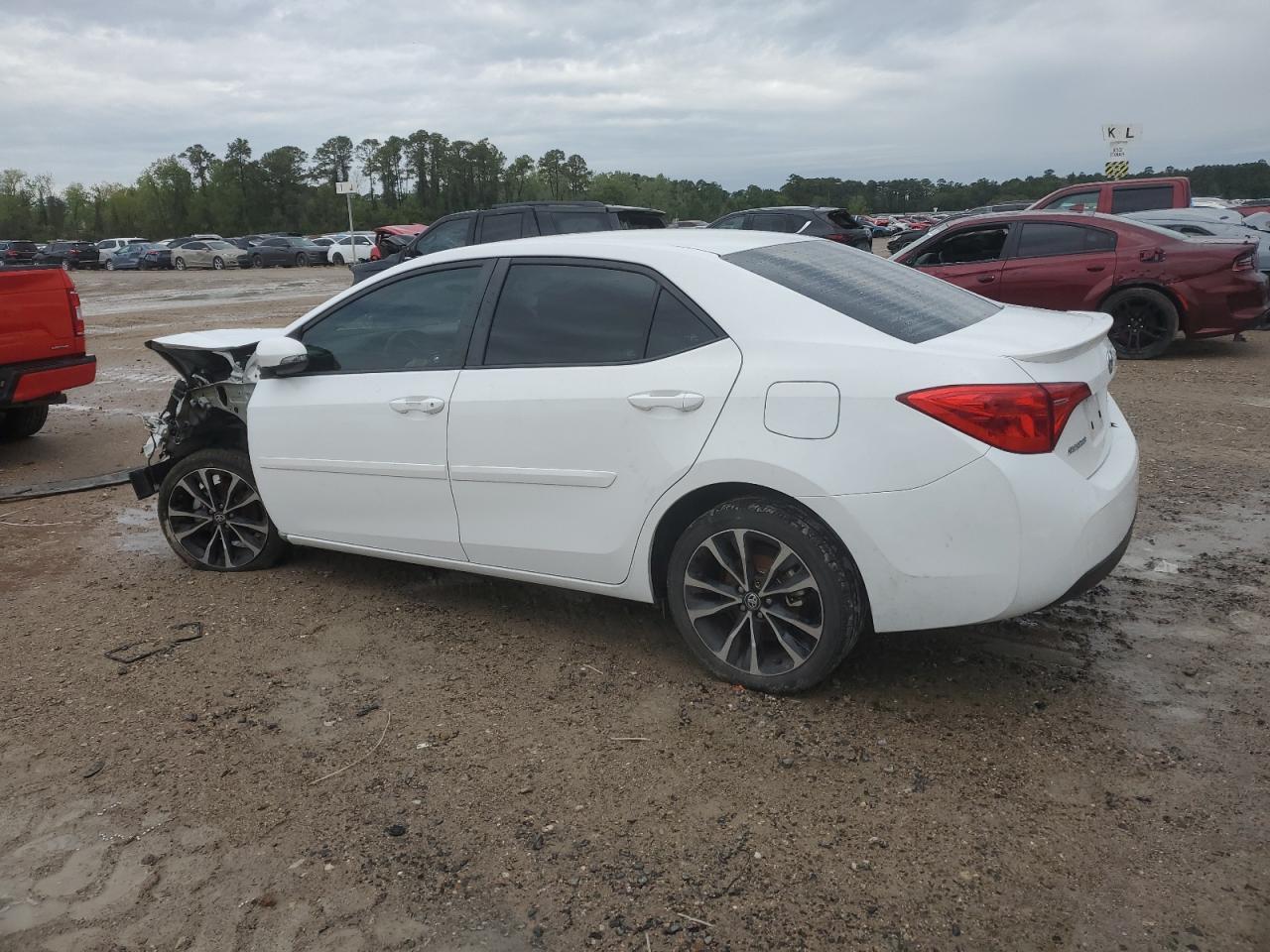 2018 TOYOTA COROLLA L - Image 2