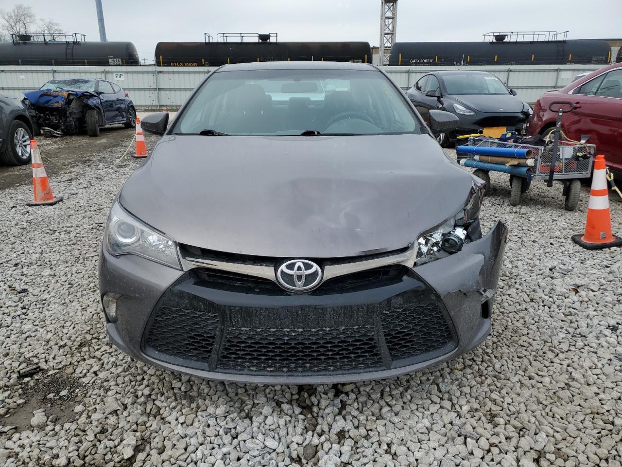 2016 TOYOTA CAMRY LE - Image 5