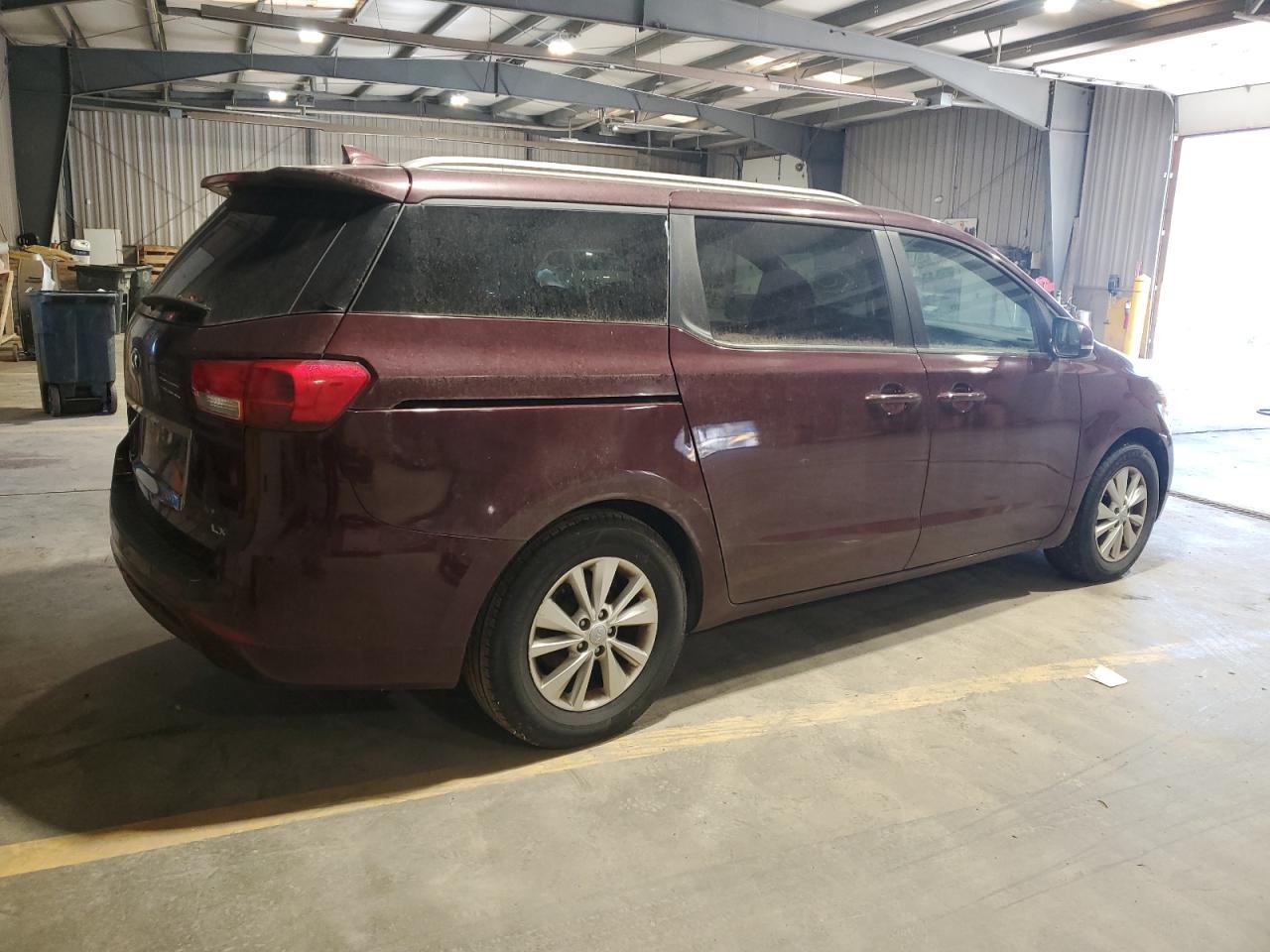 2016 KIA SEDONA LX - Фото 3