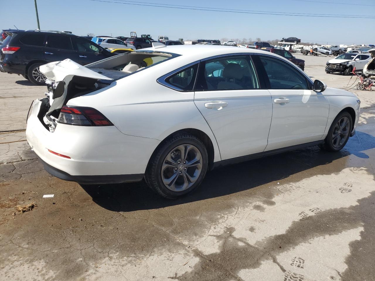 2024 HONDA ACCORD EX - Image 3