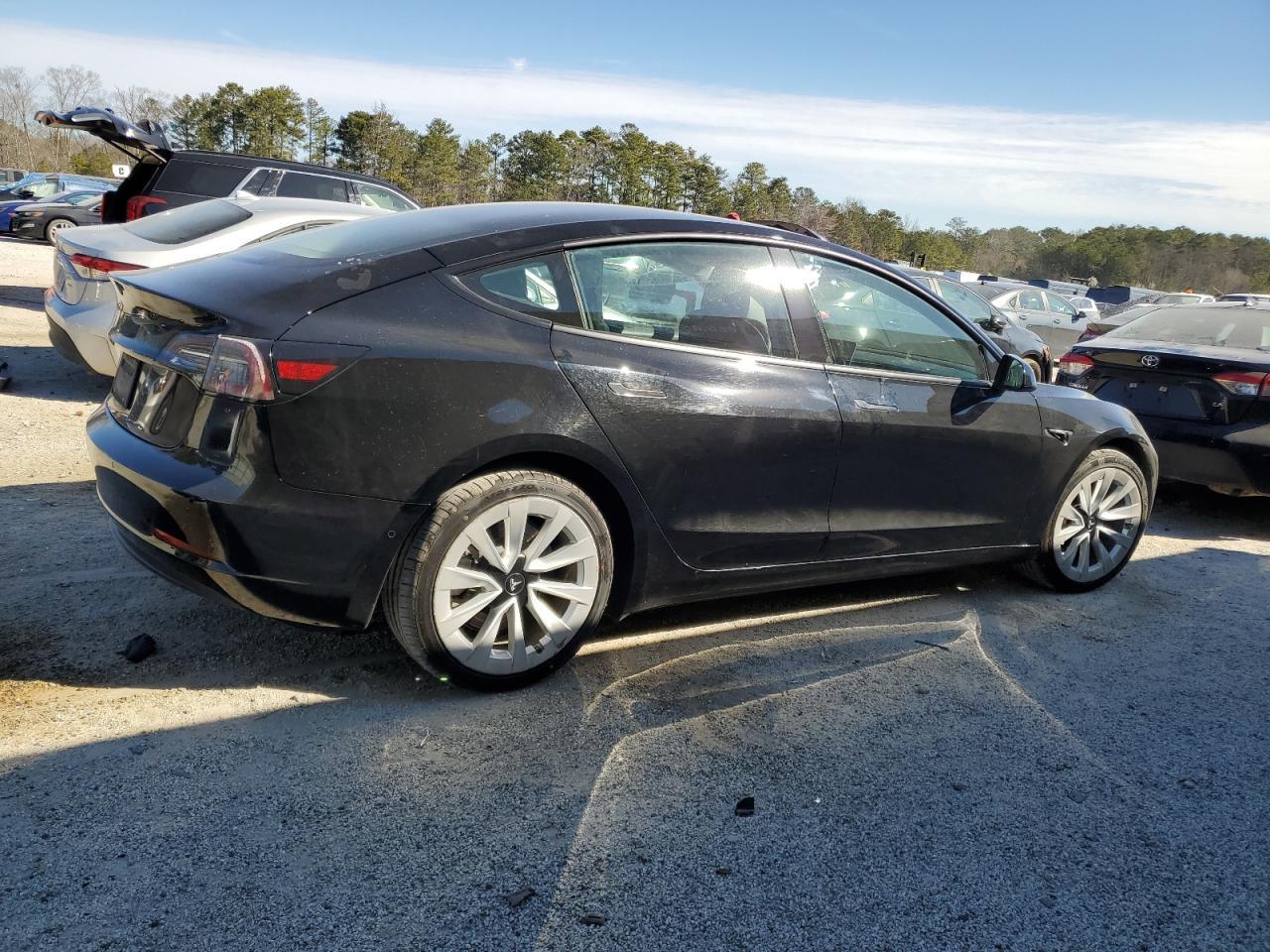 2022 TESLA MODEL 3 - Image 3