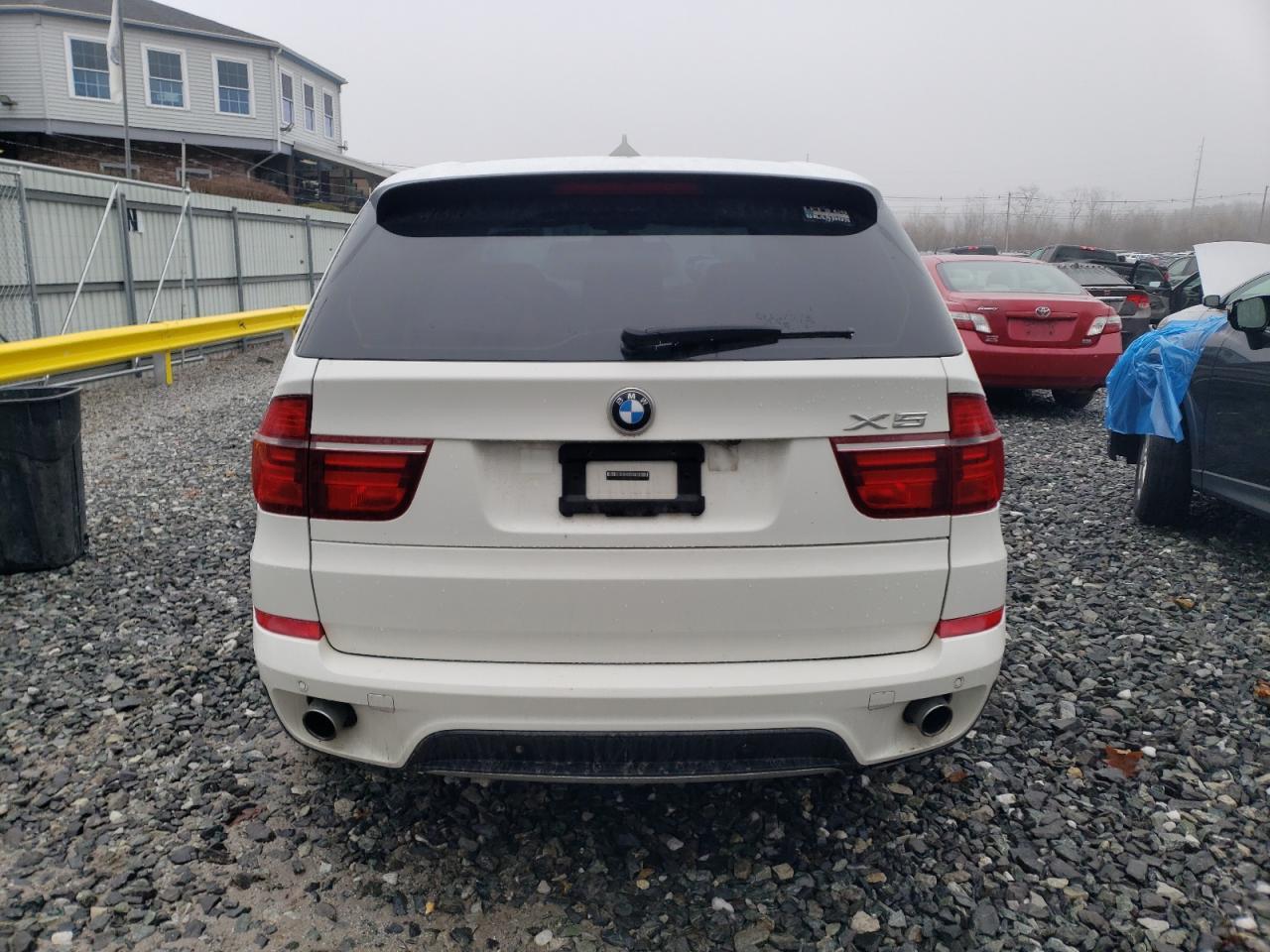 2011 BMW X5 XDRIVE3 - Фото 6