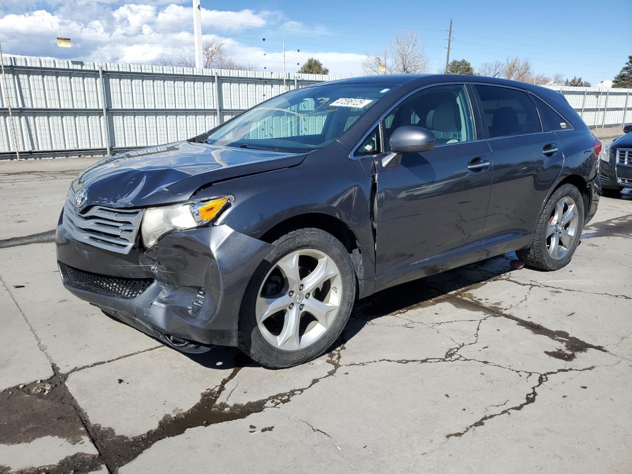 2012 TOYOTA VENZA LE