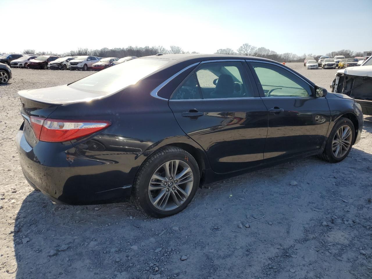 2016 TOYOTA CAMRY LE - Image 3