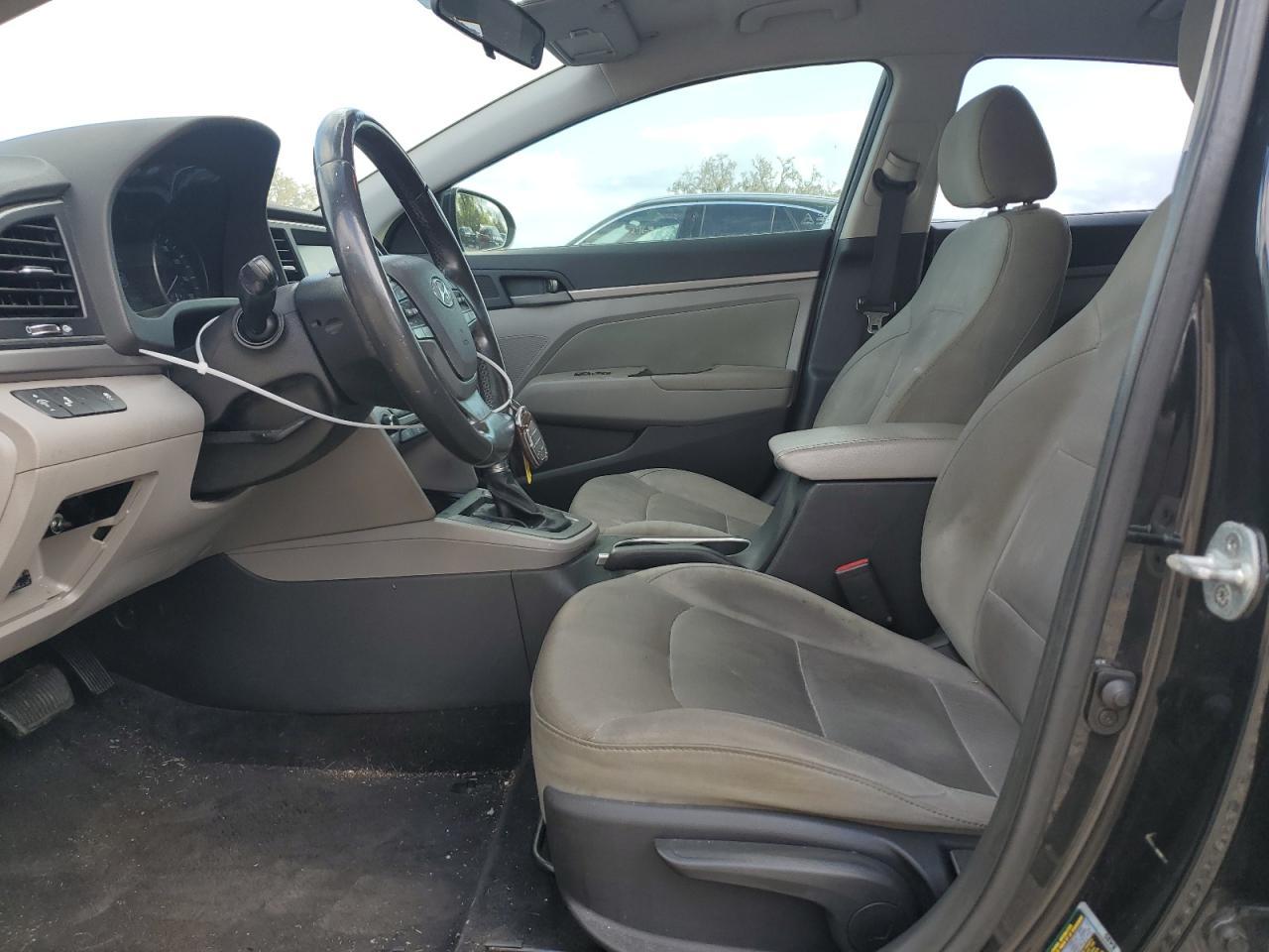 2017 HYUNDAI ELANTRA SE - Фото 7