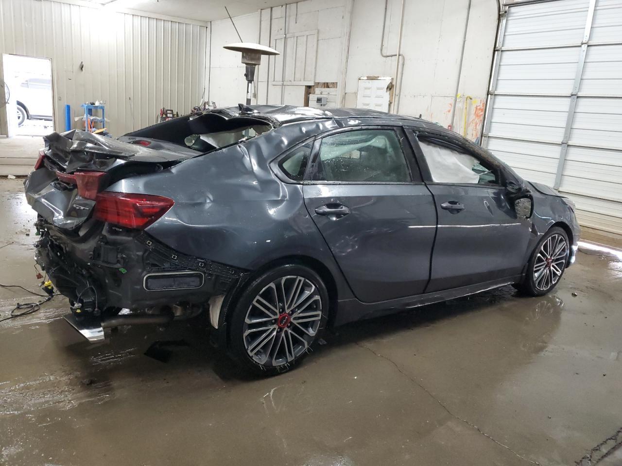 2024 KIA FORTE GT - Фото 3
