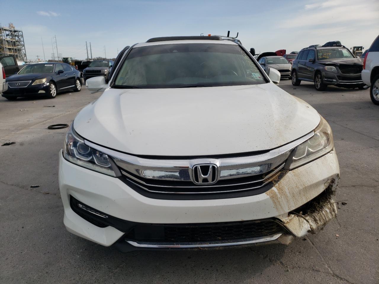 2016 HONDA ACCORD EXL - Image 5