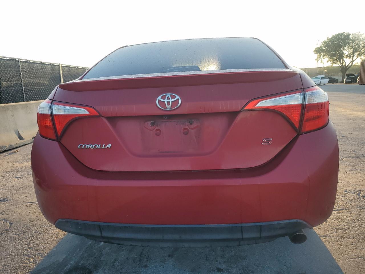 2014 TOYOTA COROLLA L - Image 6
