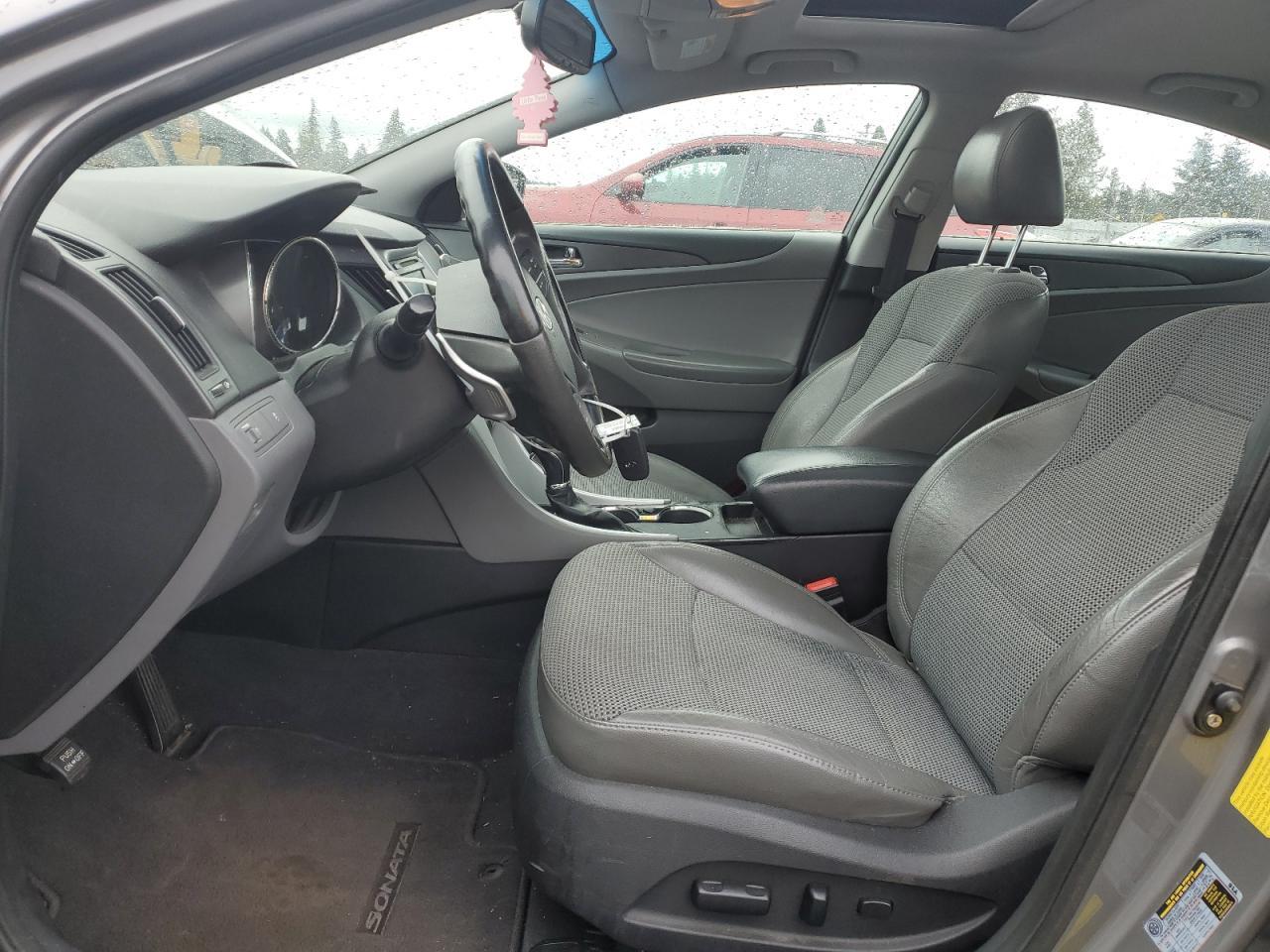 2011 HYUNDAI SONATA SE - Image 7