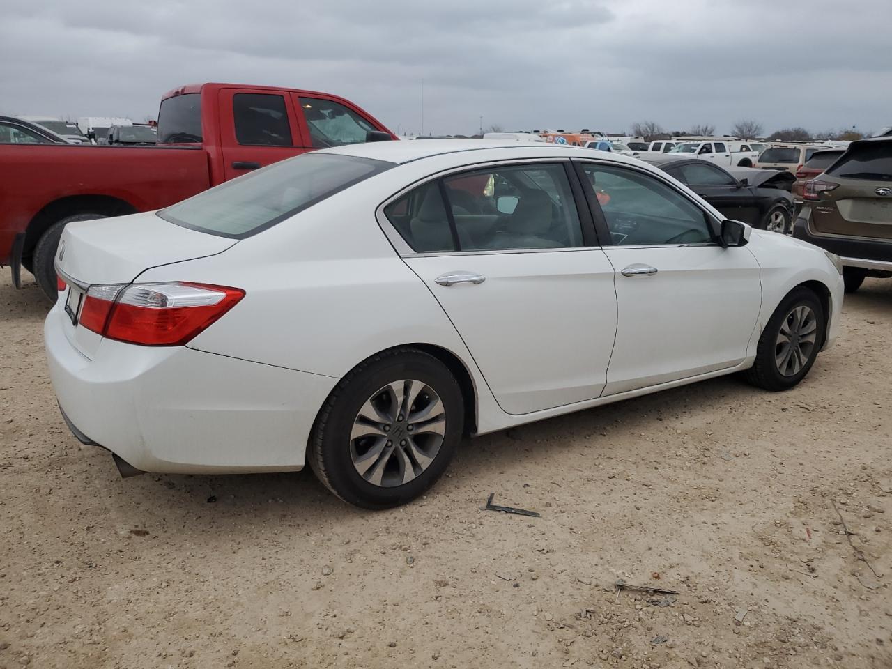 2014 HONDA ACCORD LX - Фото 3