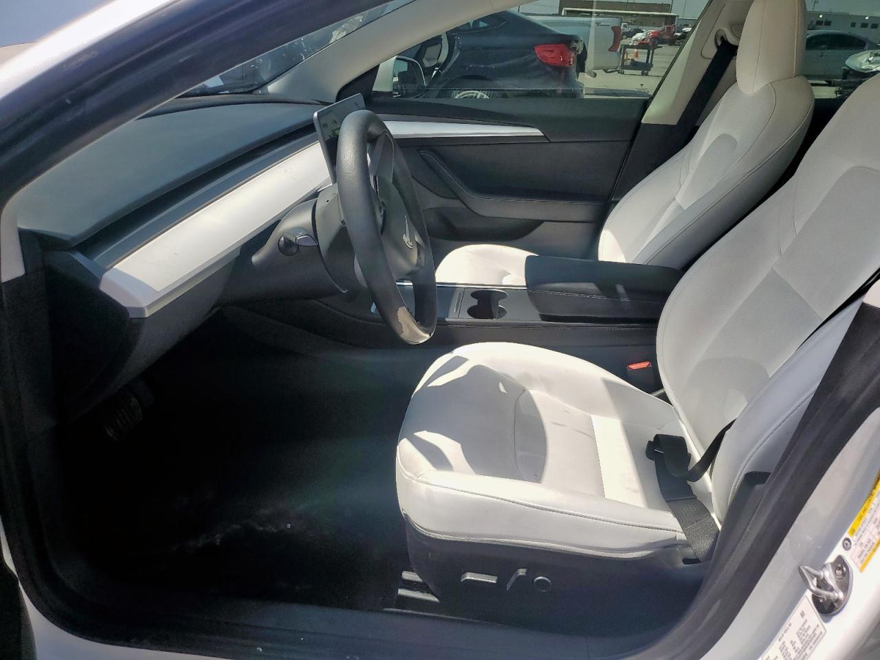 2022 TESLA MODEL 3 - Image 7