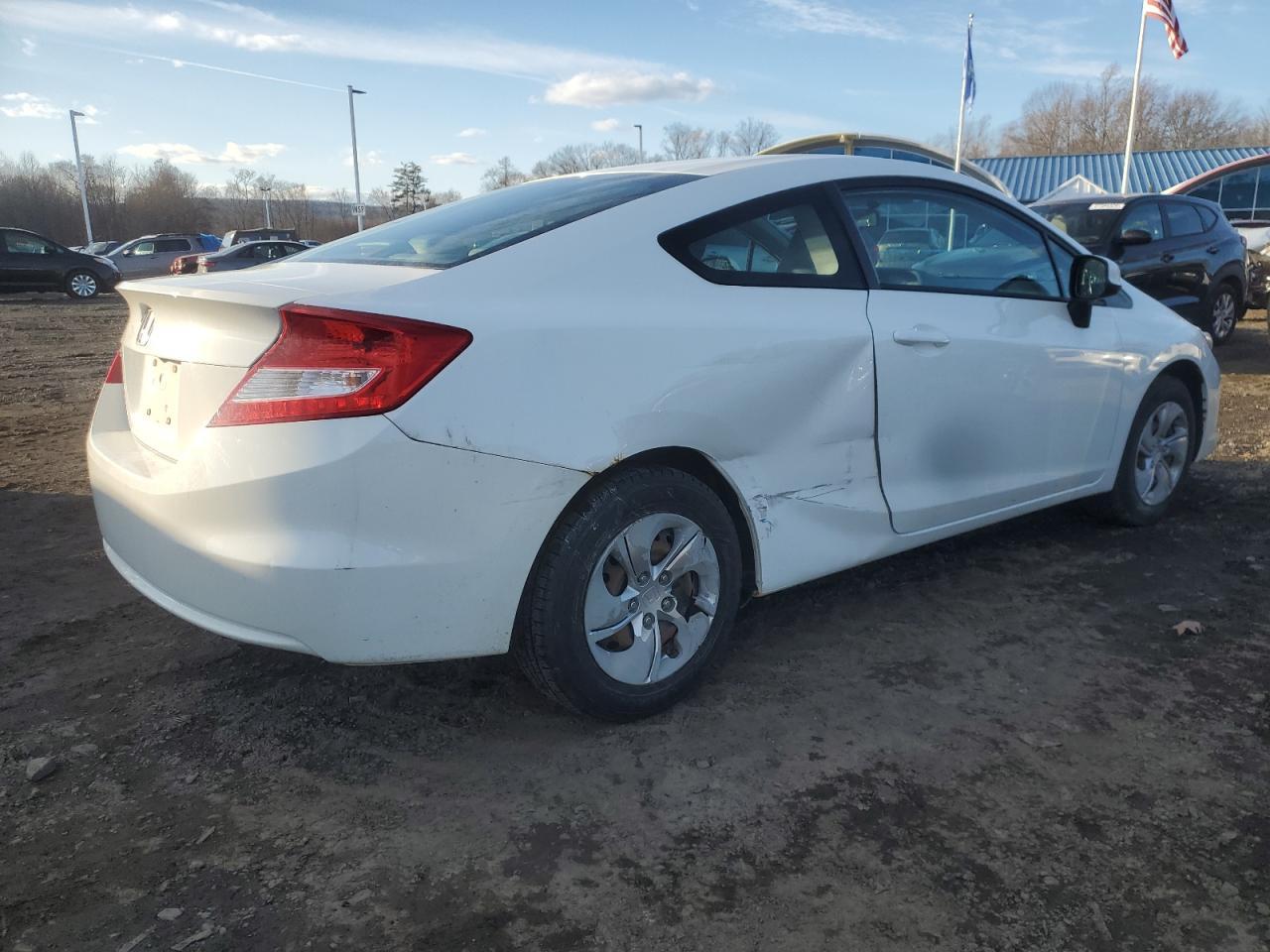 2013 HONDA CIVIC LX - Фото 3