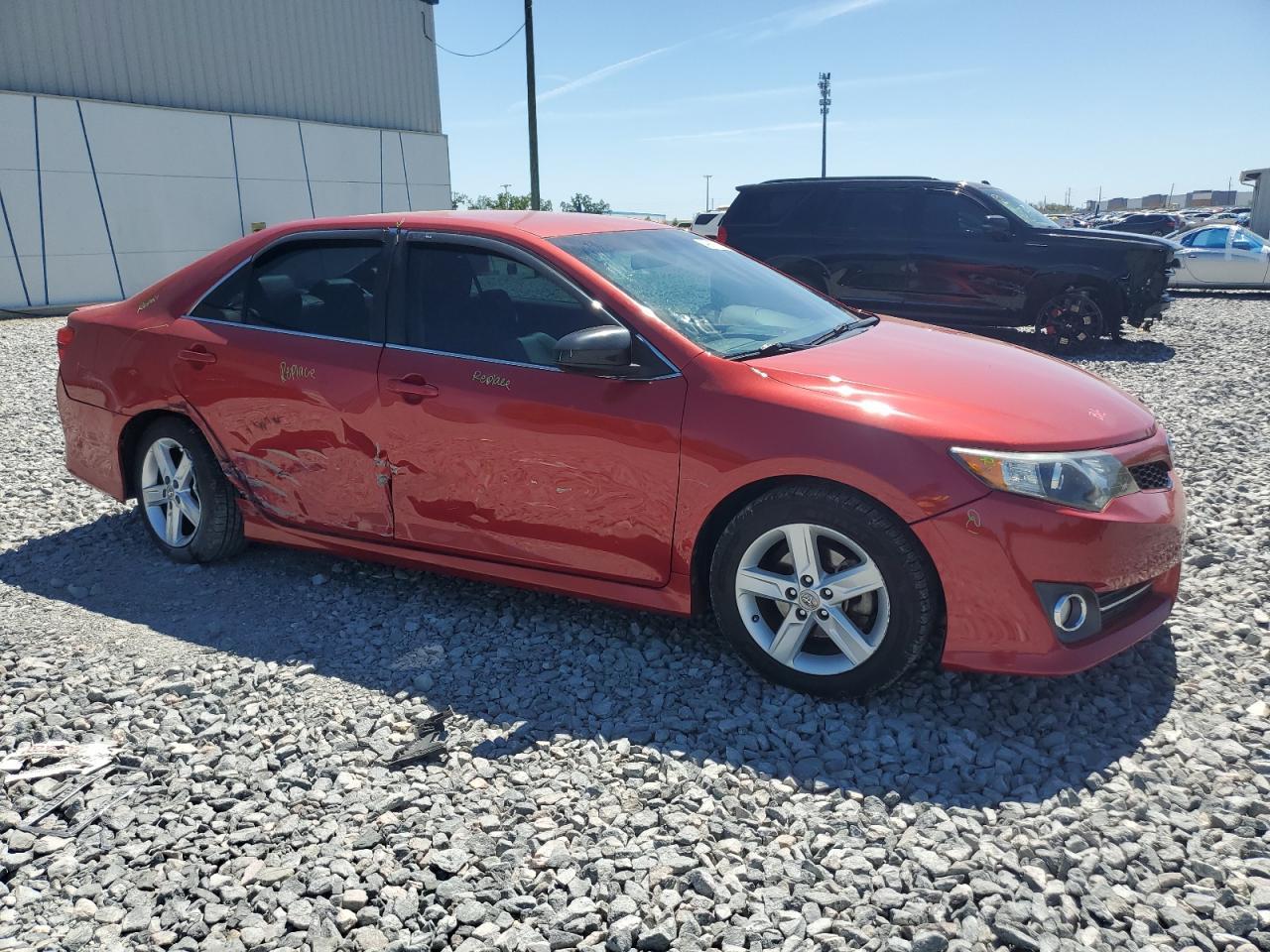 2013 TOYOTA CAMRY L - Image 4