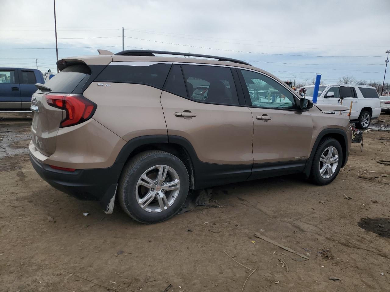 2018 GMC TERRAIN SL - Фото 3
