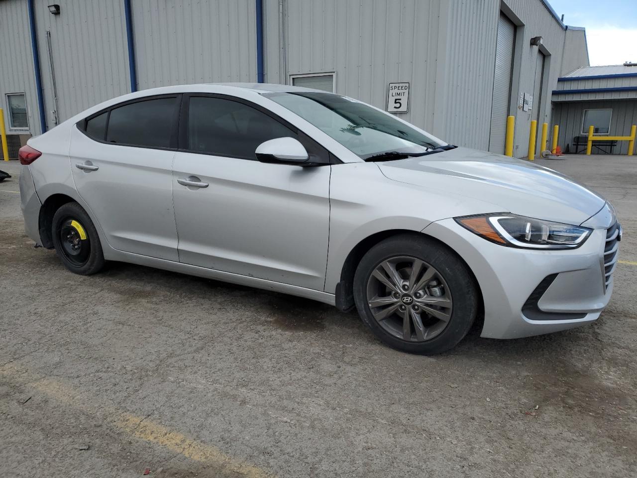 2018 HYUNDAI ELANTRA SE - Фото 4
