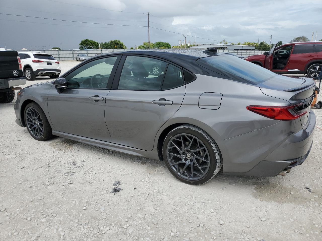 2025 TOYOTA CAMRY XSE - Фото 2