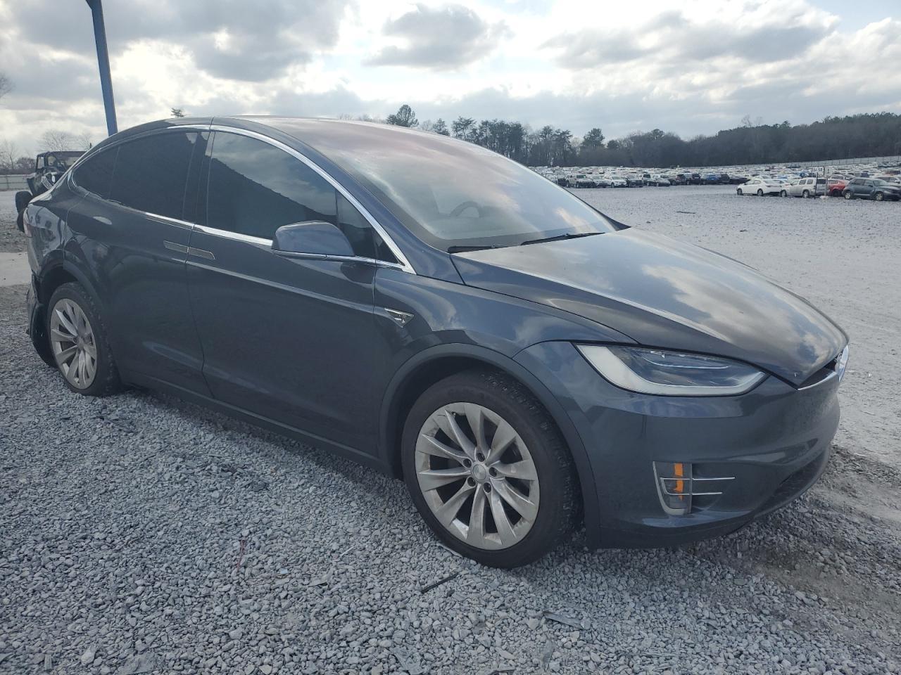 2016 TESLA MODEL X - Image 4